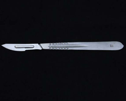 Scalpel Handle #4  surgical blade #23